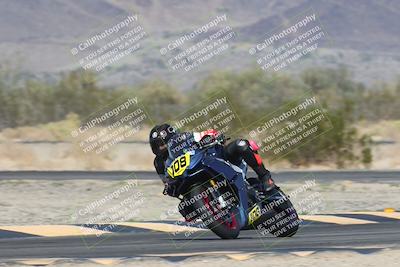 media/Nov-01-2025-CVMA (Sat) [[fc0f7531b8]]/Race 7-Formula Twins-Formula 40 UL/